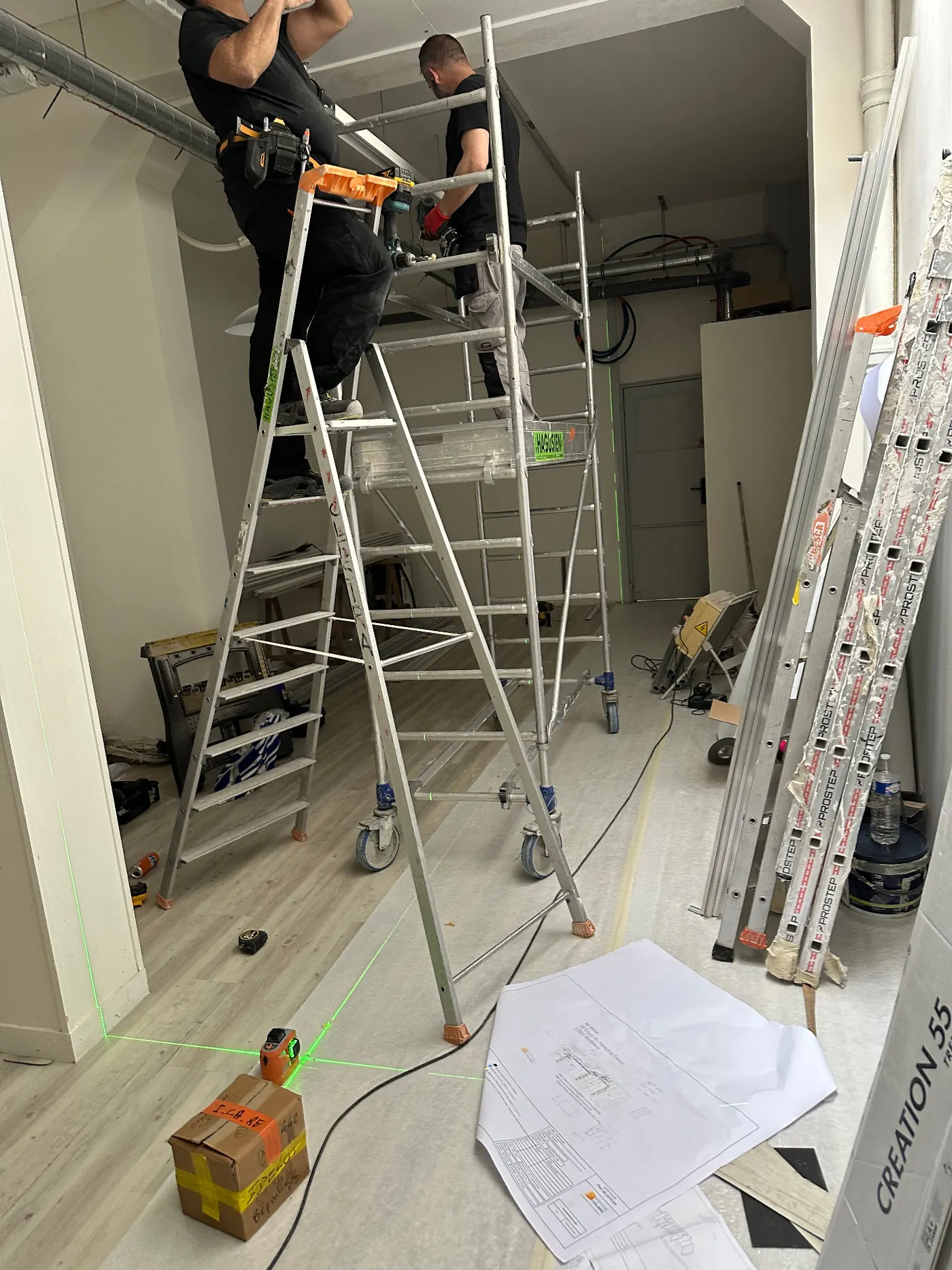 I-CA.RE — chantier en cours, interventions second œuvre